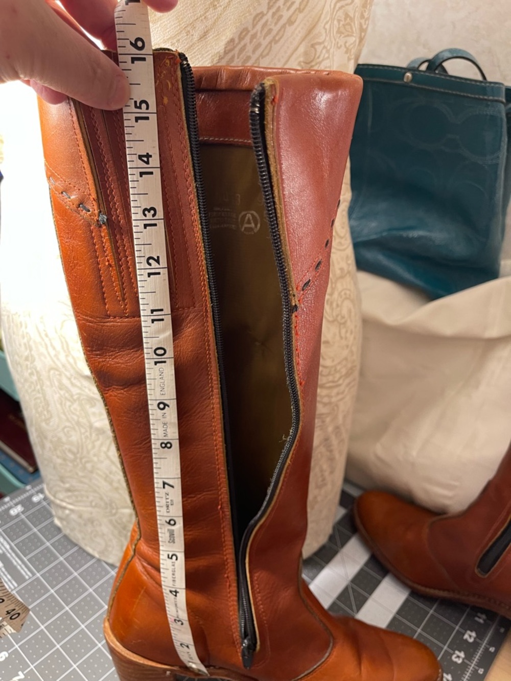 Vintage Women's Dingo Tall Brown Leather Riding Boots - Picture 10 of 11